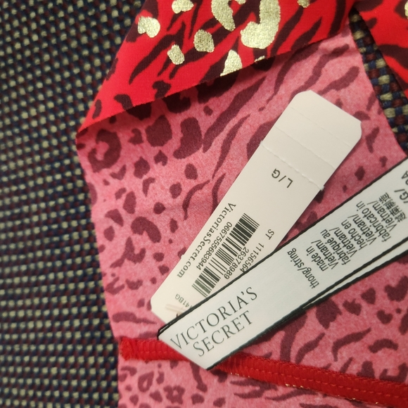 NWT Victoria's Secret Thong - Picture 4 of 5